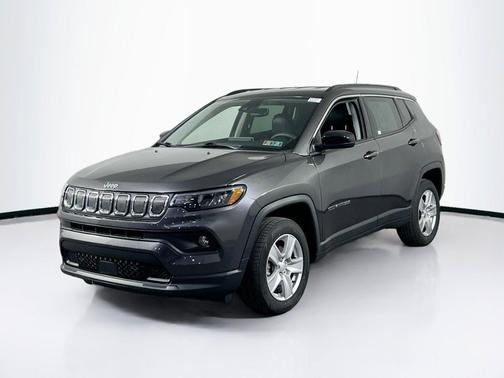 Granite Crystal Metallic Clearcoat 2022 Jeep Compass Latitude