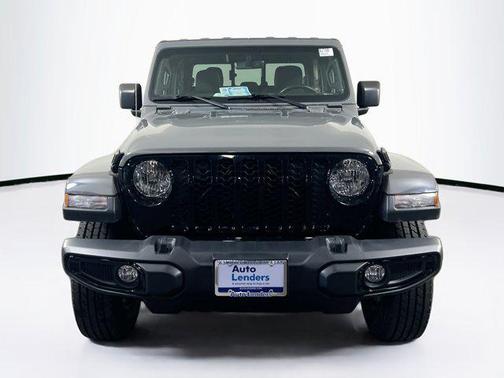 2022 Jeep Gladiator Altitude 4x4