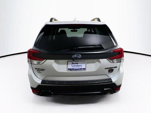 Crystal White Pearl 2022 Subaru Forester Wilderness