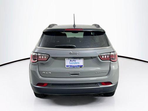 Sting-Gray Clearcoat 2022 Jeep Compass Limited