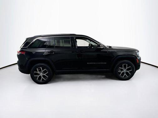 2023 Jeep Grand Cherokee Limited X