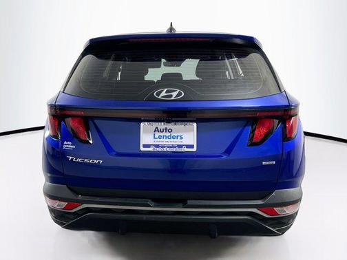 2023 Hyundai TUCSON SE