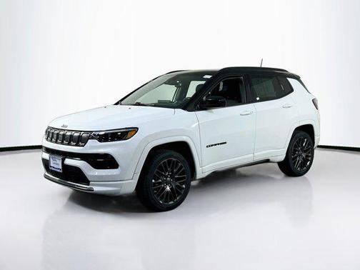 Bright White Clearcoat 2022 Jeep Compass High Altitude