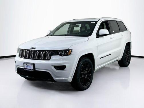 2022 Jeep Grand Cherokee Laredo
