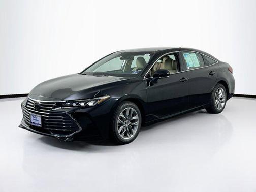 2019 Toyota Avalon XLE