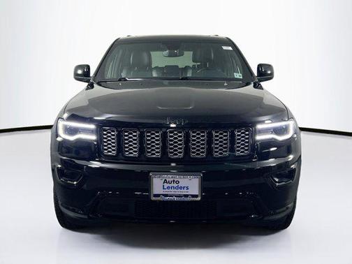 2022 Jeep Grand Cherokee Laredo