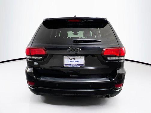 2022 Jeep Grand Cherokee Laredo