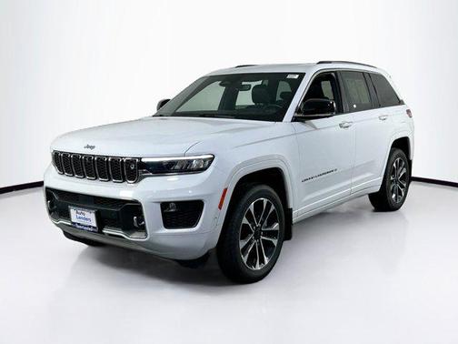 2022 Jeep Grand Cherokee Overland