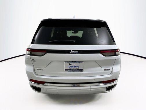 2022 Jeep Grand Cherokee Overland