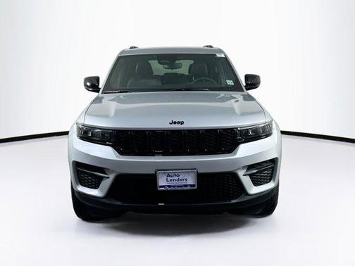 Silver Zynith 2023 Jeep Grand Cherokee Altitude