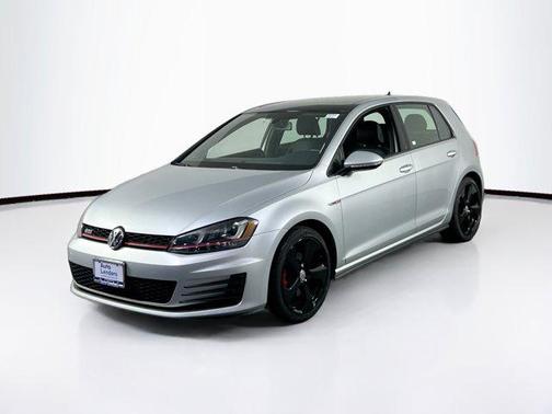 2015 Volkswagen Golf GTI 2.0T SE 4-Door