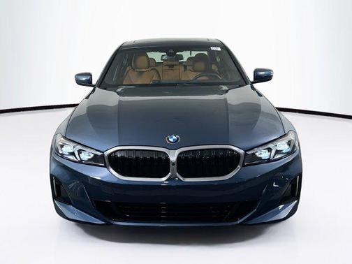 2025 BMW 330 i xDrive