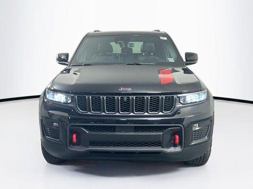 2022 Jeep Grand Cherokee Trailhawk