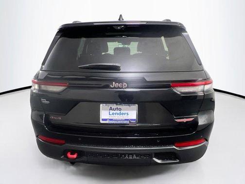 2022 Jeep Grand Cherokee Trailhawk