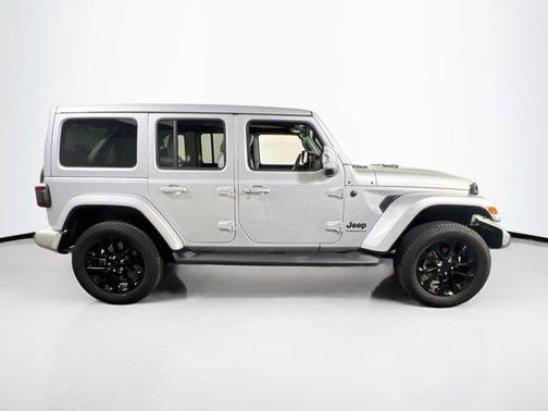 Silver Zynith Clearcoat 2023 Jeep Wrangler 4-Door High Altitude 4x4