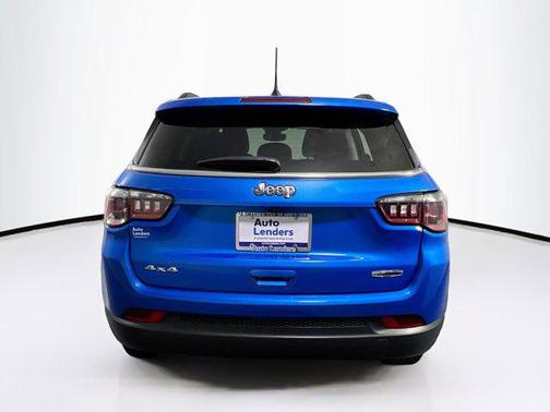 2022 Jeep Compass Latitude Lux