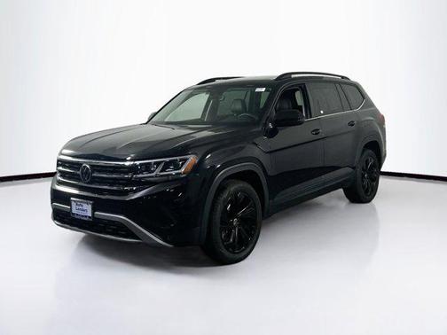 2022 Volkswagen Atlas 3.6L SE w/Technology