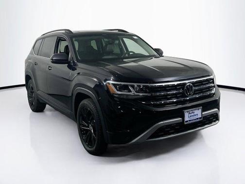 2022 Volkswagen Atlas 3.6L SE w/Technology
