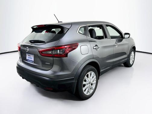 Gun Metallic 2021 Nissan Rogue Sport S