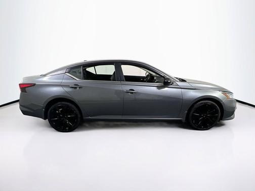 Gun Metallic 2020 Nissan Altima SR Intelligent AWD