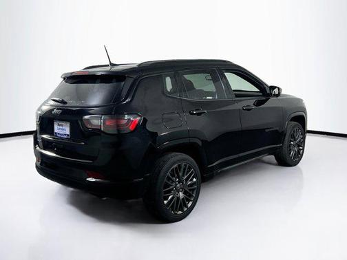 Diamond Black Crystal Pearlcoat 2022 Jeep Compass High Altitude