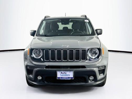 Sting-Gray Clearcoat 2022 Jeep Renegade Latitude