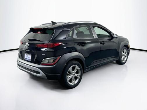 Abyss Black Pearl 2023 Hyundai KONA SEL