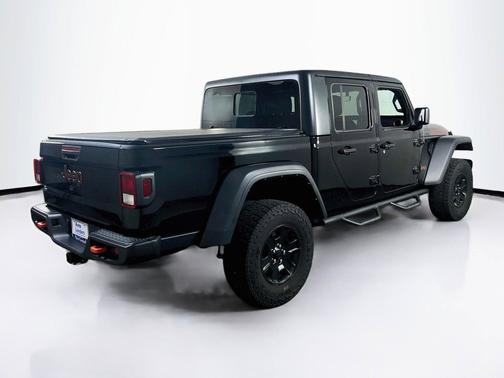 Black Clearcoat 2023 Jeep Gladiator Mojave 4x4