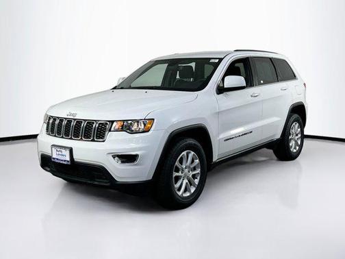 2022 Jeep Grand Cherokee Laredo