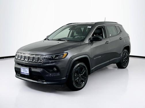 Granite Crystal Metallic Clearcoat 2022 Jeep Compass Latitude