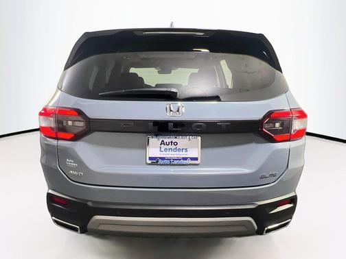 Gray 2023 Honda Pilot AWD Elite