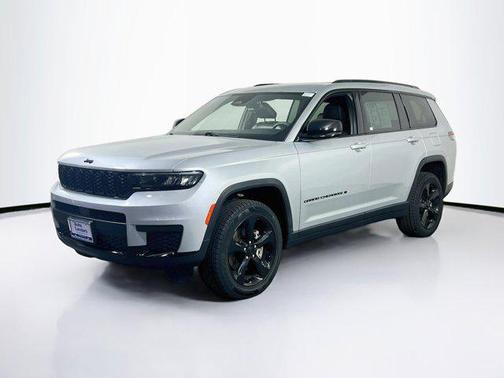 Silver Zynith 2023 Jeep Grand Cherokee L Altitude