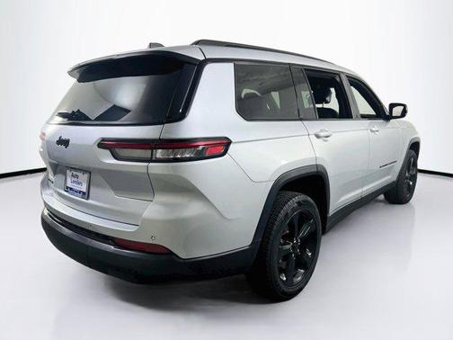 Silver Zynith 2023 Jeep Grand Cherokee L Altitude