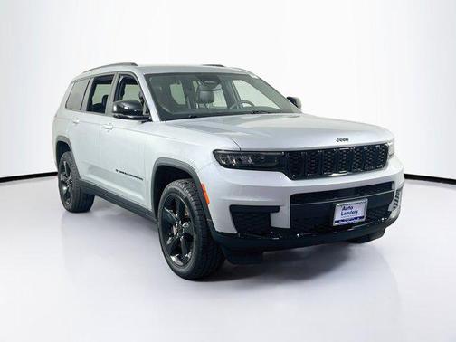 Silver Zynith 2023 Jeep Grand Cherokee L Altitude