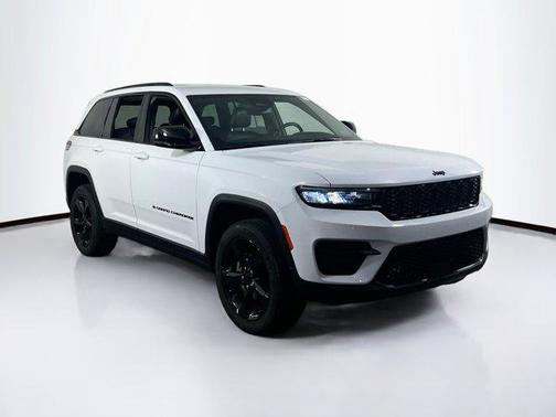 2022 Jeep Grand Cherokee Altitude