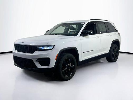 2022 Jeep Grand Cherokee Altitude