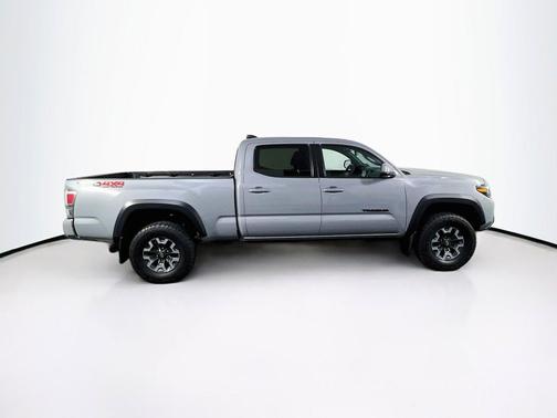 Cement 2021 Toyota Tacoma TRD Off Road