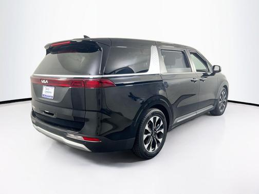 Aurora Black Pearl 2024 Kia Carnival EX