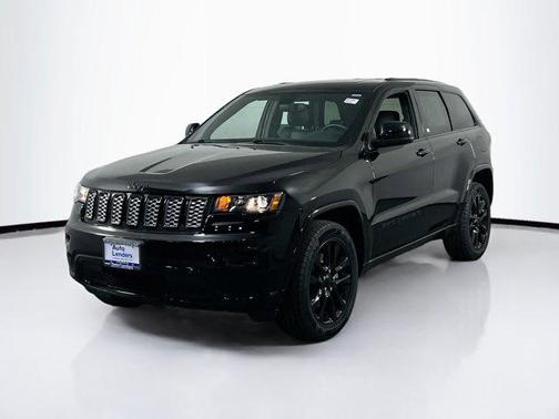 2022 Jeep Grand Cherokee Laredo