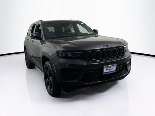 2022 Jeep Grand Cherokee Altitude