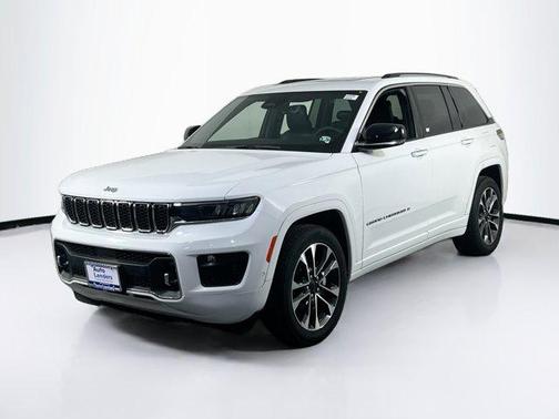 Bright White Clearcoat 2023 Jeep Grand Cherokee Overland