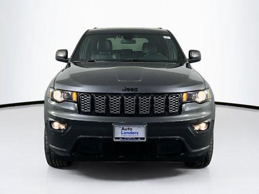 2021 Jeep Grand Cherokee Laredo
