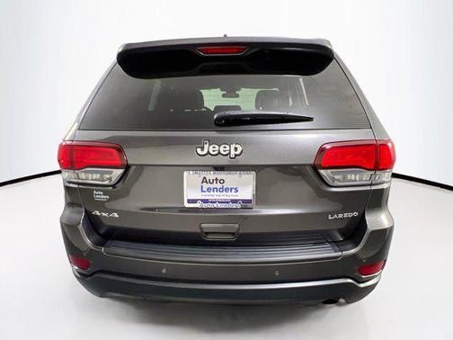 2021 Jeep Grand Cherokee Laredo