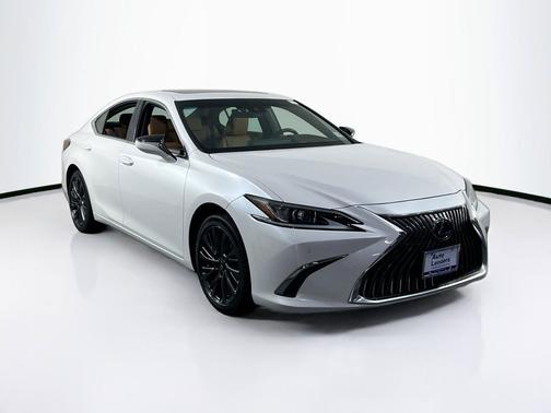 Eminent White Pearl 2019 Lexus ES 350 Base