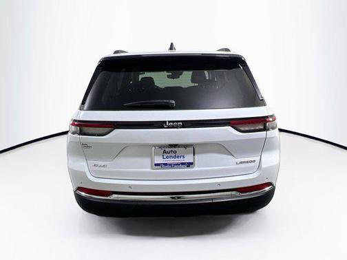 2023 Jeep Grand Cherokee Laredo