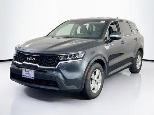 2022 Kia Sorento LX