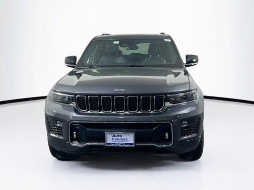 2022 Jeep Grand Cherokee Overland