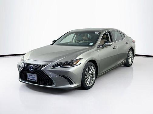 2021 Lexus ES 300h Ultra Luxury