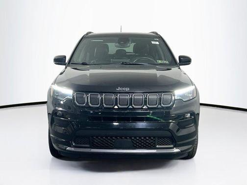 Diamond Black Crystal Pearlcoat 2022 Jeep Compass High Altitude
