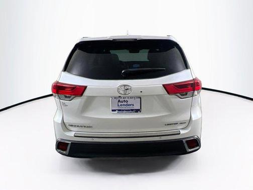 2018 Toyota Highlander Limited Platinum